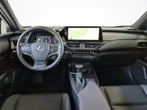 Lexus UX 250h F-Line - Ruote invernali incluse nel prezzo