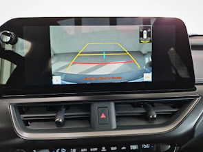 Fahrzeugbild LEXUS UX 250h F-Line - Ruote invernali incluse nel prezzo