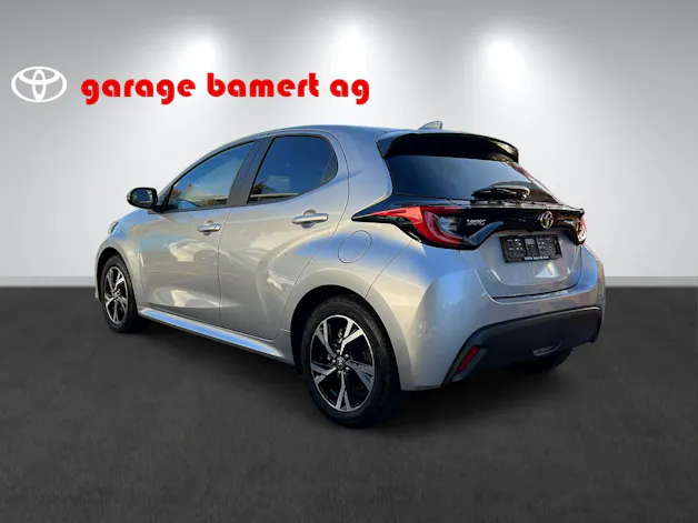 Toyota Yaris 1.5 VVT-i HSD Trend