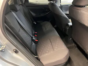 Toyota Yaris 1.5 VVT-i HSD Trend