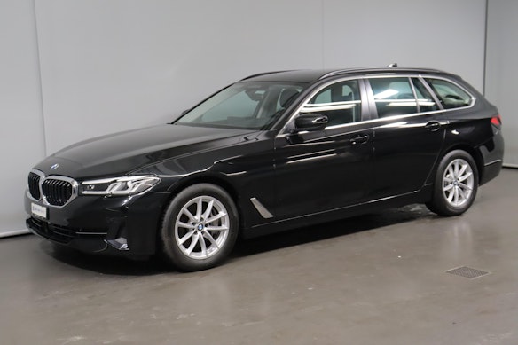 BMW 530d xDrive Touring 1