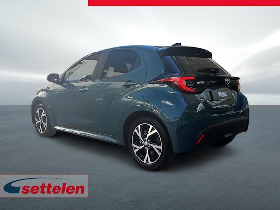 Vehicle image 7