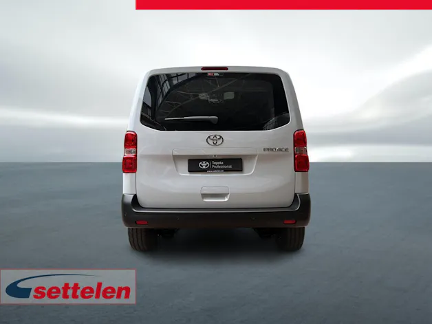 Toyota PROACE Van L1 2.0 D Advanced
