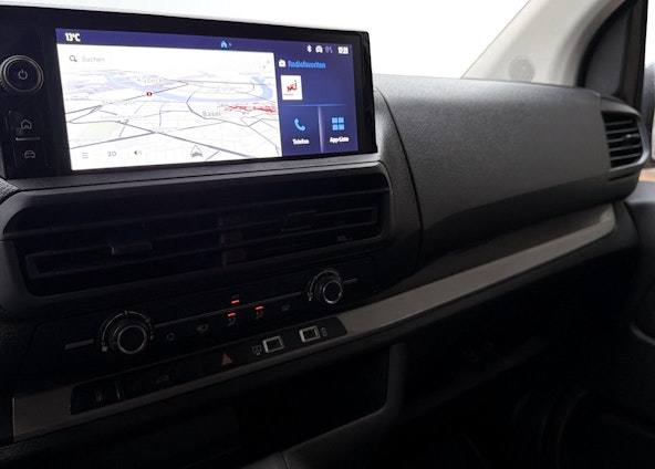 Vehicle image 13 Vehicle image 13