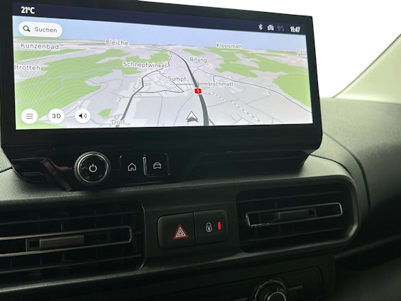 Vehicle image 13 Vehicle image 13