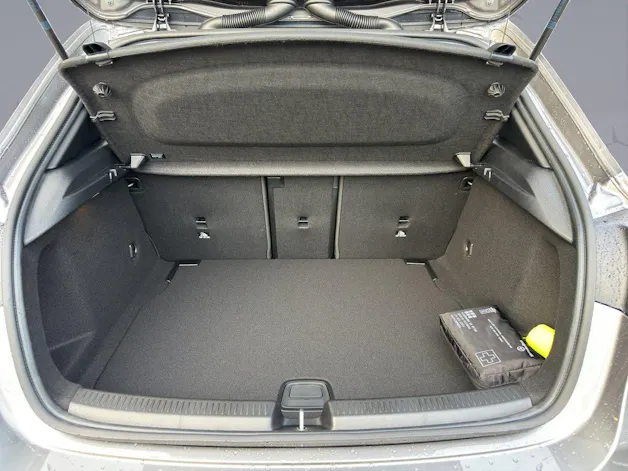 Mercedes-Benz A 180 AMG Line
