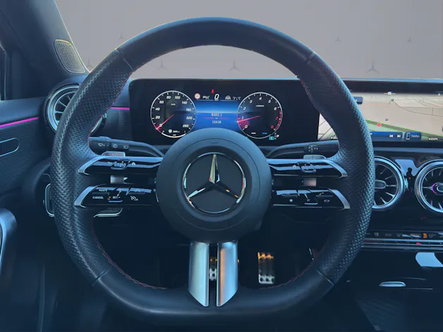 MERCEDES-BENZ A 180 AMG Line