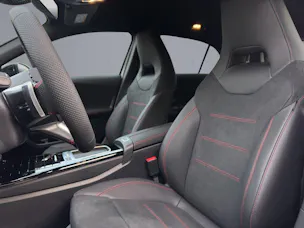 Mercedes-Benz A 180 AMG Line
