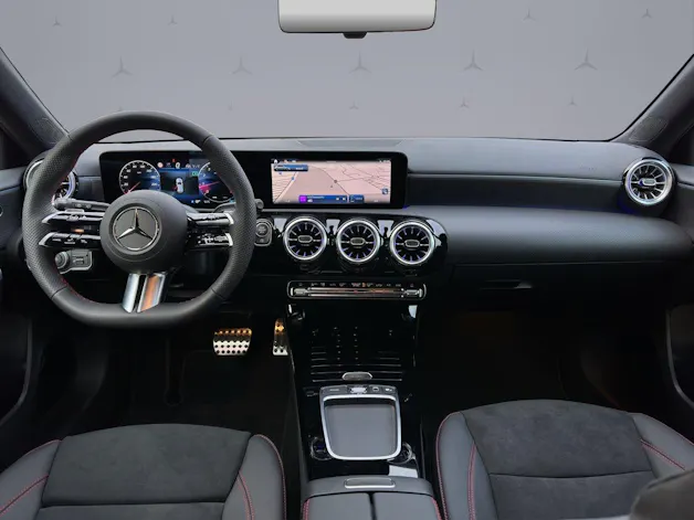 Mercedes-Benz A 180 AMG Line