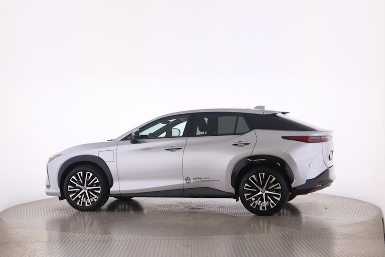 Vehicle image LEXUS RZ