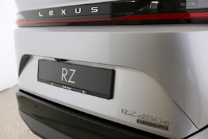 Vehicle image LEXUS RZ 450e Excellence