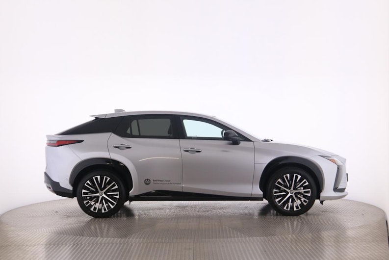 Vehicle image LEXUS RZ