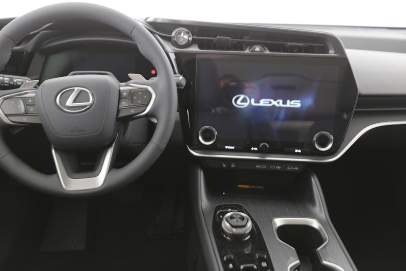 Vehicle image LEXUS RZ