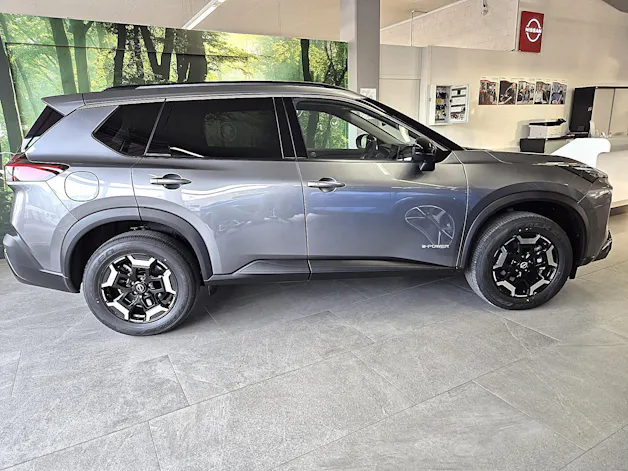 Nissan X-Trail 1.5 VC-T N-Trek e-4orce 7P
