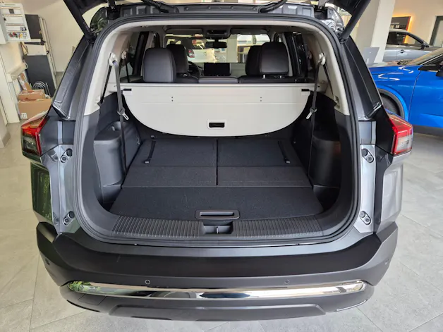 Nissan X-Trail 1.5 VC-T N-Trek e-4orce 7P