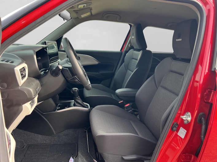 Vehicle image SUZUKI SWIFT