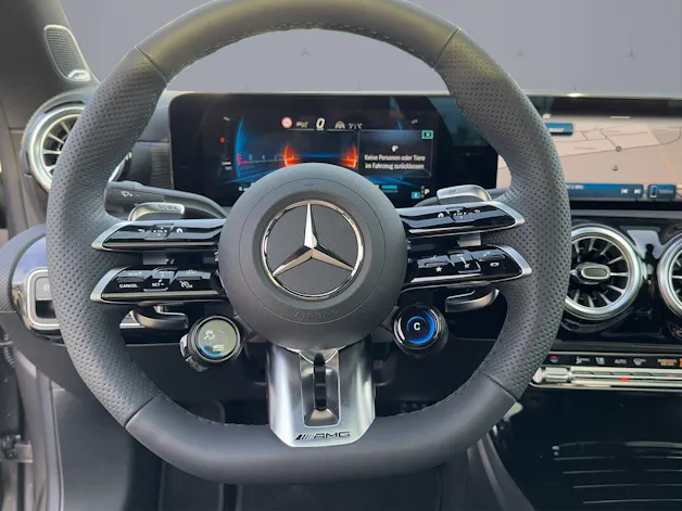 Mercedes-Benz CLA 35 AMG 4matic