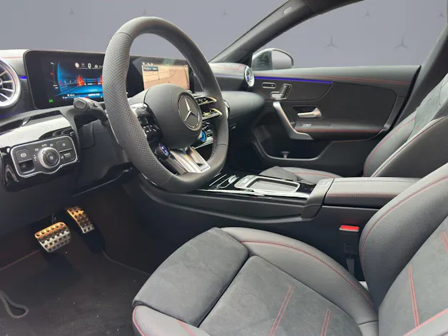 Mercedes-Benz CLA 35 AMG 4matic Shooting Brake