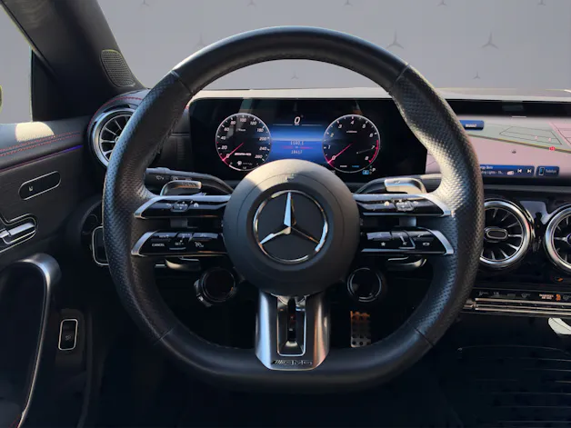 MERCEDES-BENZ CLA 35 AMG 4matic Shooting Brake