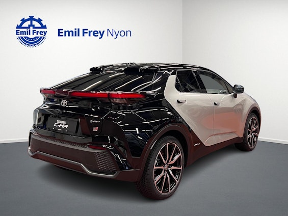 Vehicle image 4 Vehicle image 4