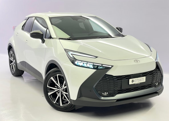 First vehicle image First vehicle image