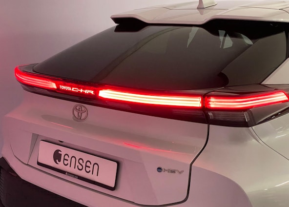 Vehicle image 17 Vehicle image 17