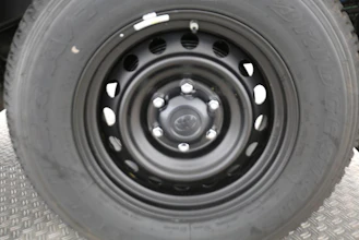 https://vehicle.imgix.net/3787609/8744d430-405a-42ec-85ae-35a8b5beb784.jpg