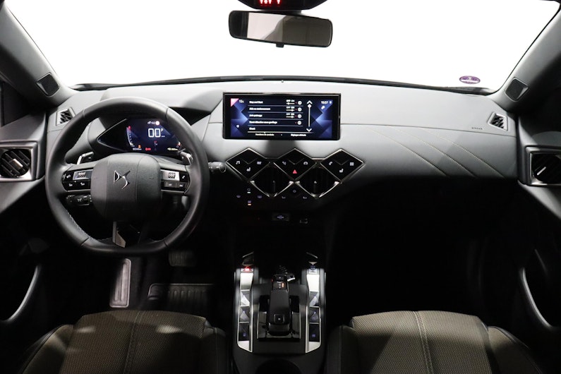 Vehicle image DS AUTOMOBILES DS3