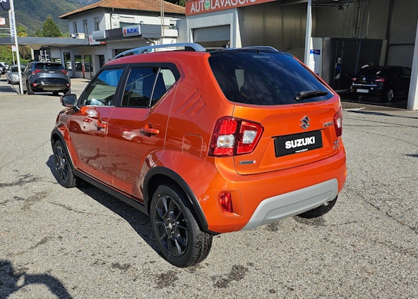 Vehicle image 4 Vehicle image 4