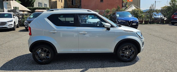 Vehicle image 18