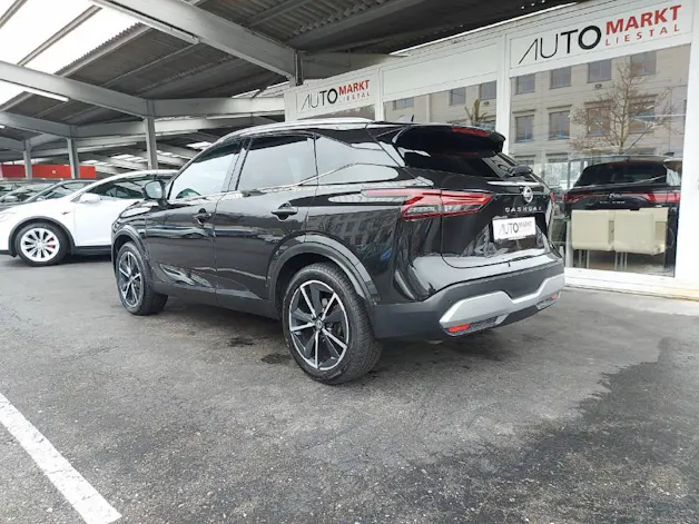 Nissan Qashqai 1.3 DIG-T 158 Tekna 4x4