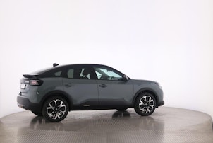 Vehicle image CITROEN C4 1.2 Hybrid Max