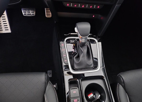 Vehicle image 14 Vehicle image 14