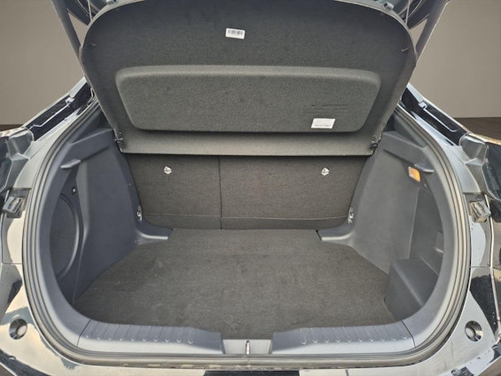 Vehicle image 15 Vehicle image 15