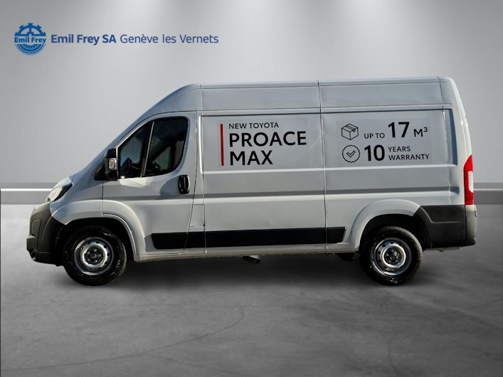 Vehicle image TOYOTA PROACE MAX