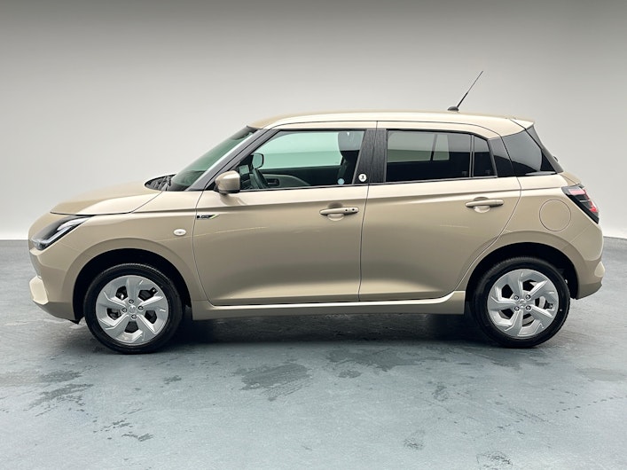 Vehicle image SUZUKI SWIFT