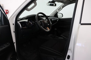Vehicle image TOYOTA Hilux Double Cab.-Pick-up 2.8 D-4D 204 Comfort
