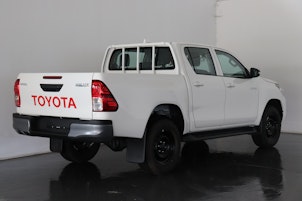 Vehicle image TOYOTA Hilux Double Cab.-Pick-up 2.8 D-4D 204 Comfort