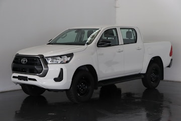 Vehicle image TOYOTA Hilux Double Cab.-Pick-up 2.8 D-4D 204 Comfort