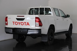 Vehicle image TOYOTA Hilux Double Cab.-Pick-up 2.8 D-4D 204 Comfort