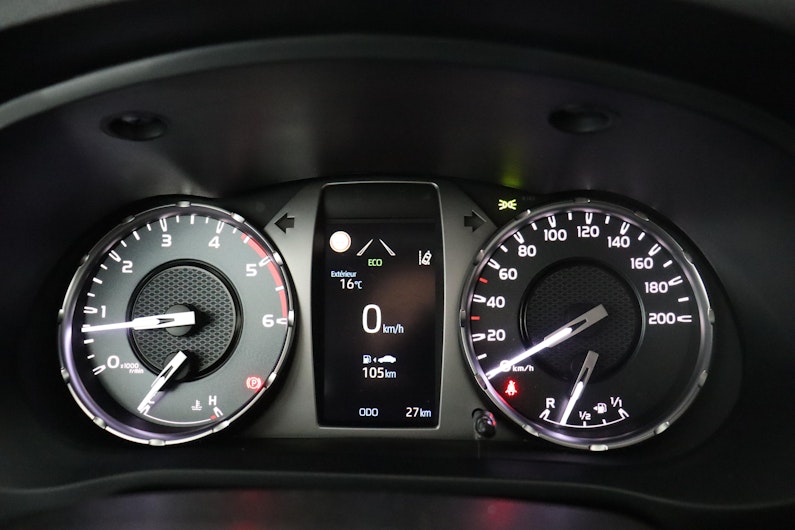 Vehicle image TOYOTA HI-LUX