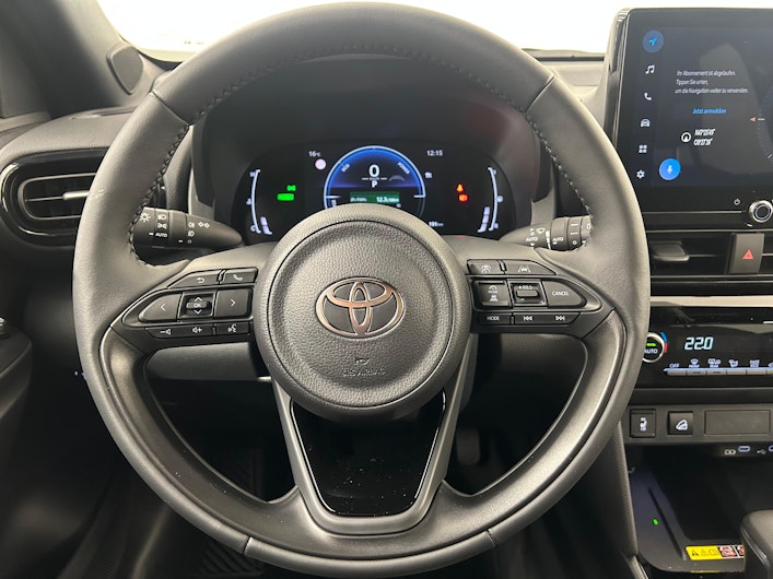 Vehicle image TOYOTA YARIS CROSS