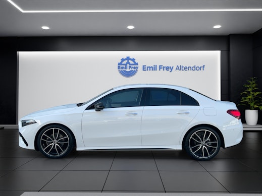 MERCEDES-BENZ A 180 AMG Line Limousine 2