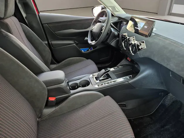 DS Automobiles 3 Hybrid 145ch Automatique Ligne Noire