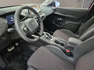 DS Automobiles 3 Hybrid 145ch Automatique Ligne Noire