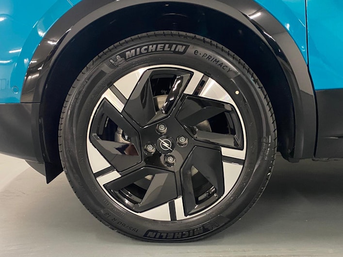 Vehicle image OPEL MOKKA