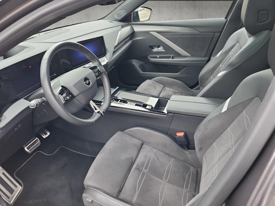 Vehicle image 5 Vehicle image 5