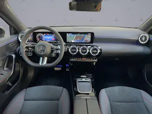 Mercedes-Benz A 180 AMG Line