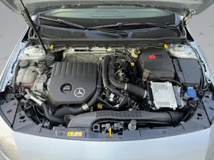 Mercedes-Benz A 180 AMG Line