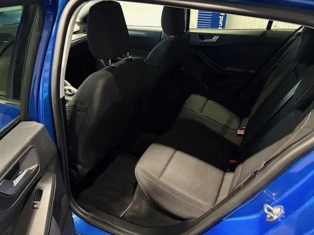 Ford Focus Station Wagon 1.0i EcoB Hybrid 125 Cool & Connect